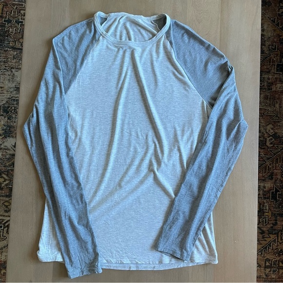 Men's Lululemon Bodhi Long Sleeve Shirt - Picture 3 of 7